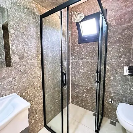 With Private Pool In Touch With Nature 酒店 *